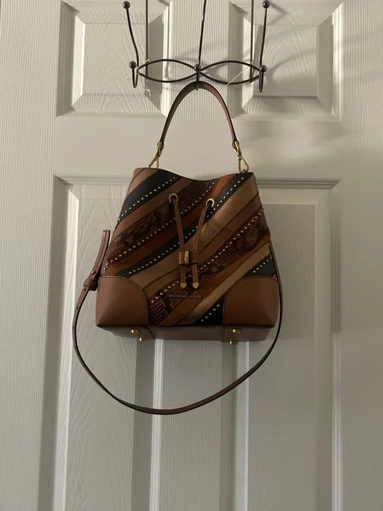 Michael Kors Brown and Black Leather Drawstring Bucket Shoulder Bag - Picture 2 of 5